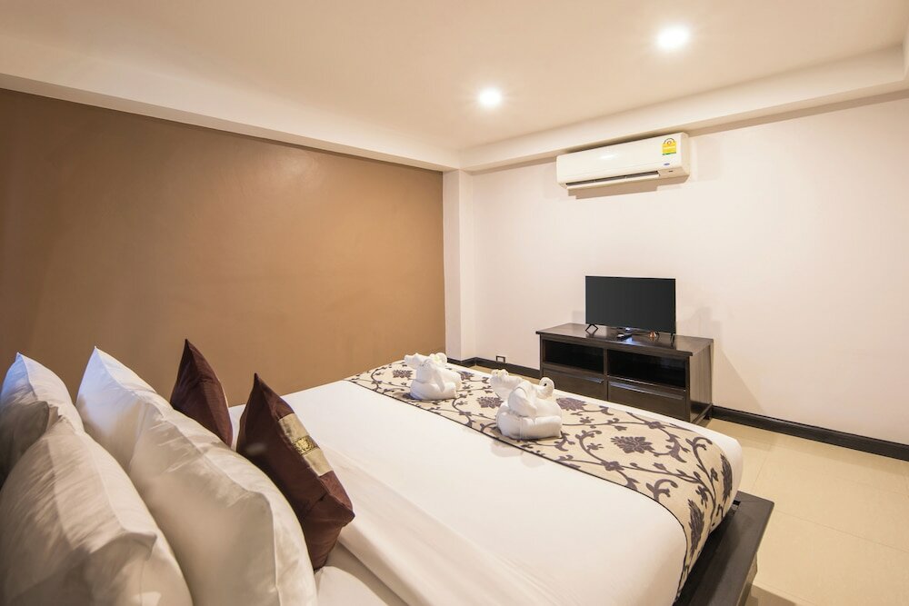 Family Suite Pool Access