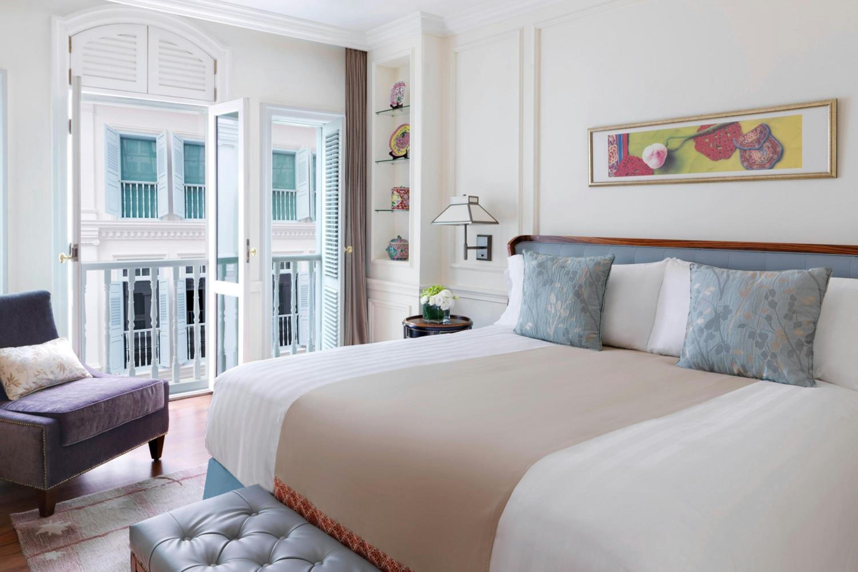 One-Bedroom Heritage King Suite with Club Access