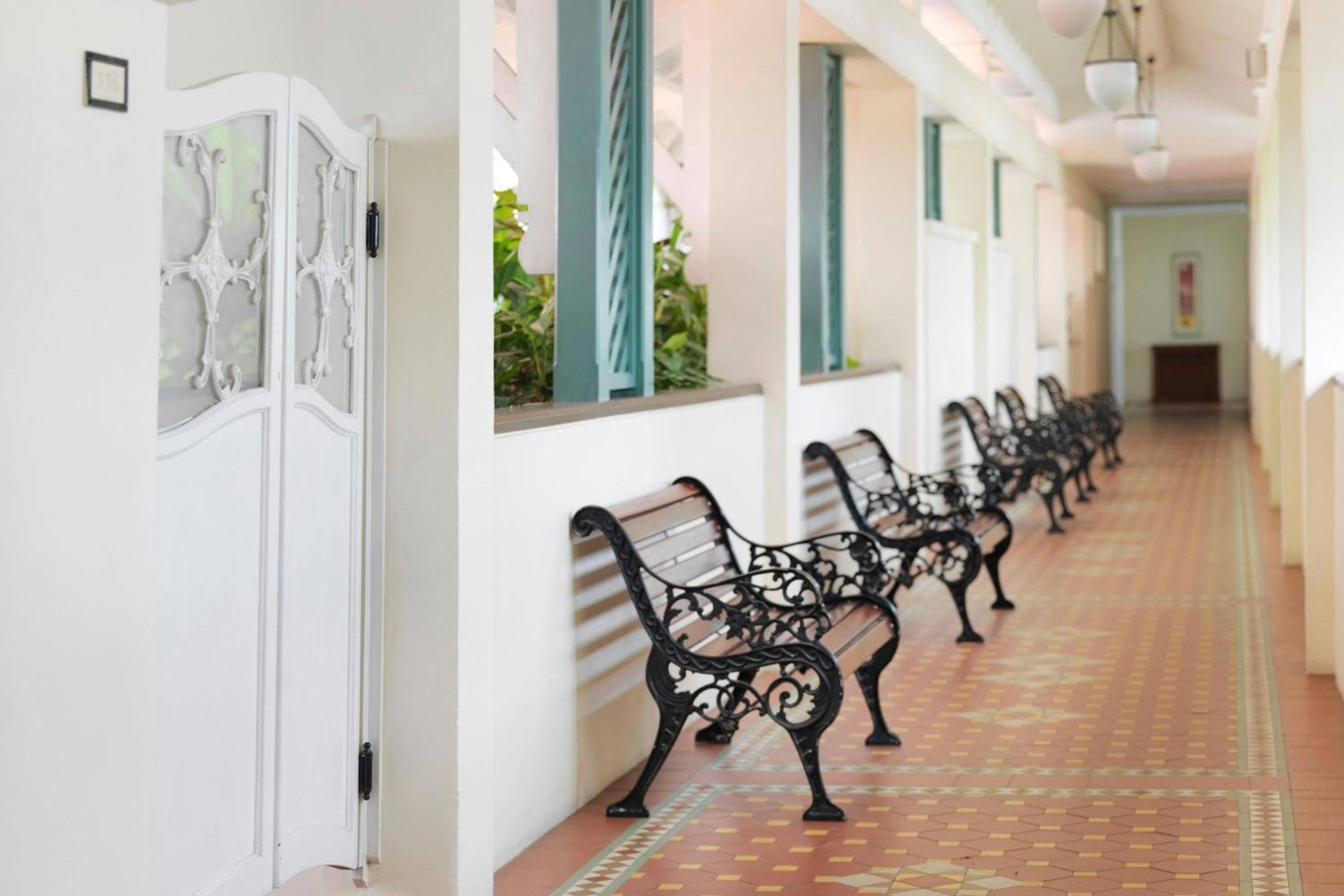 One-Bedroom Heritage King Suite with Club Access