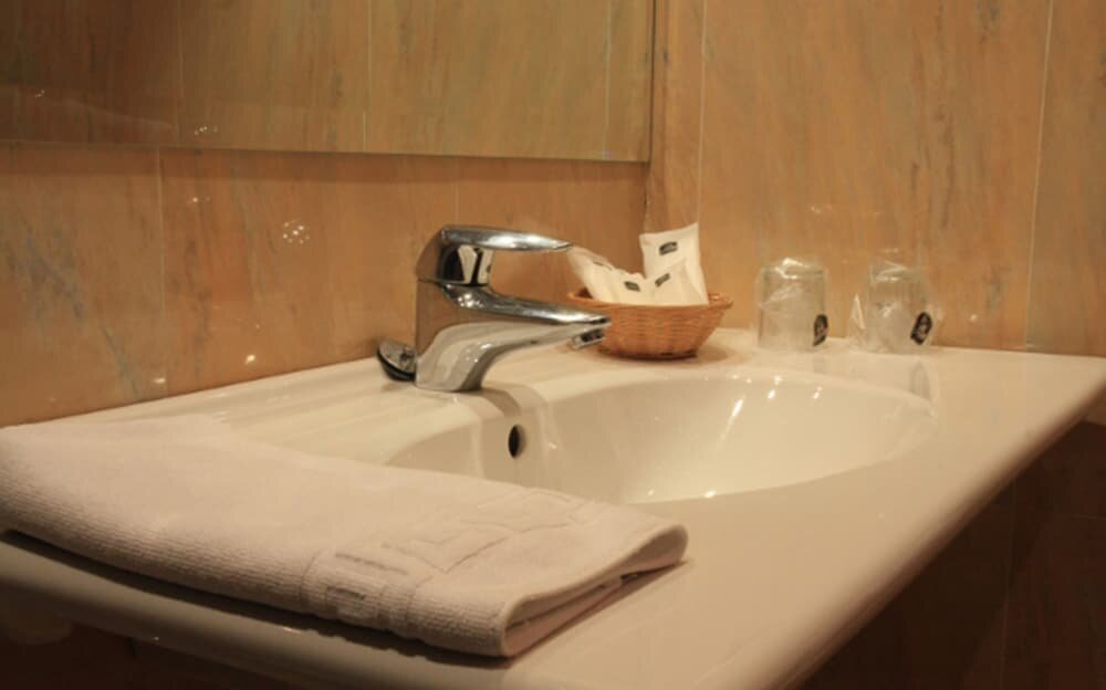 Double Room Single Use