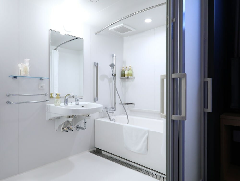 Universal Twin Room