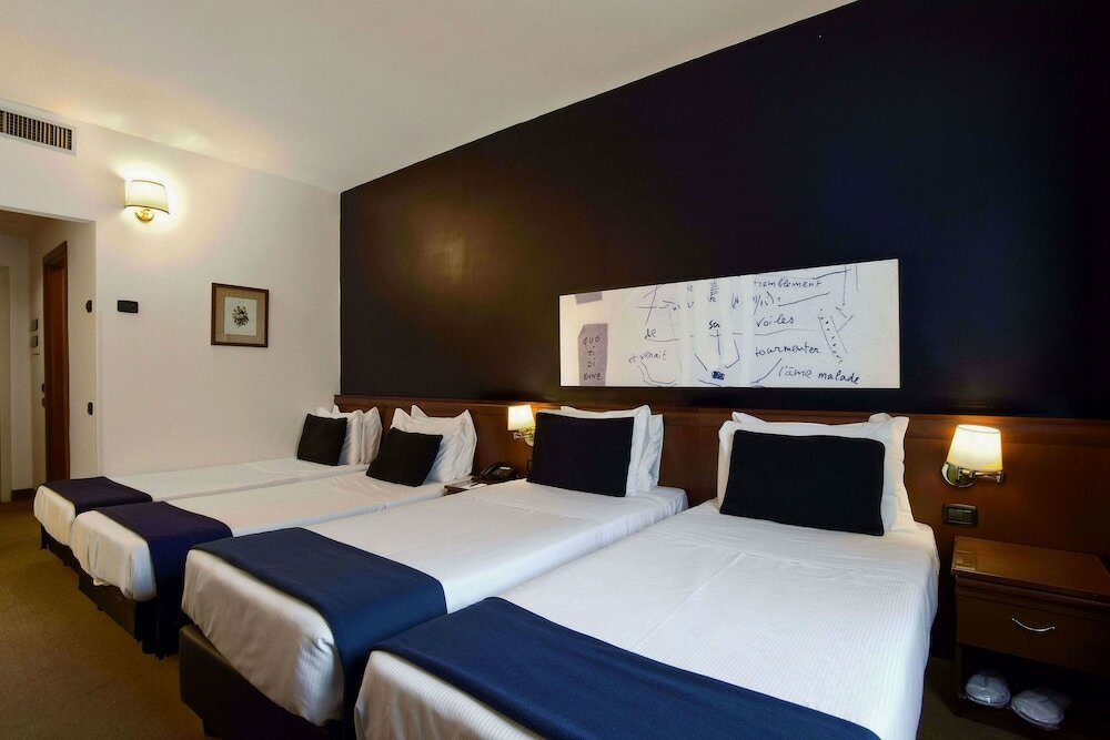 Family Room, 1 Bedroom