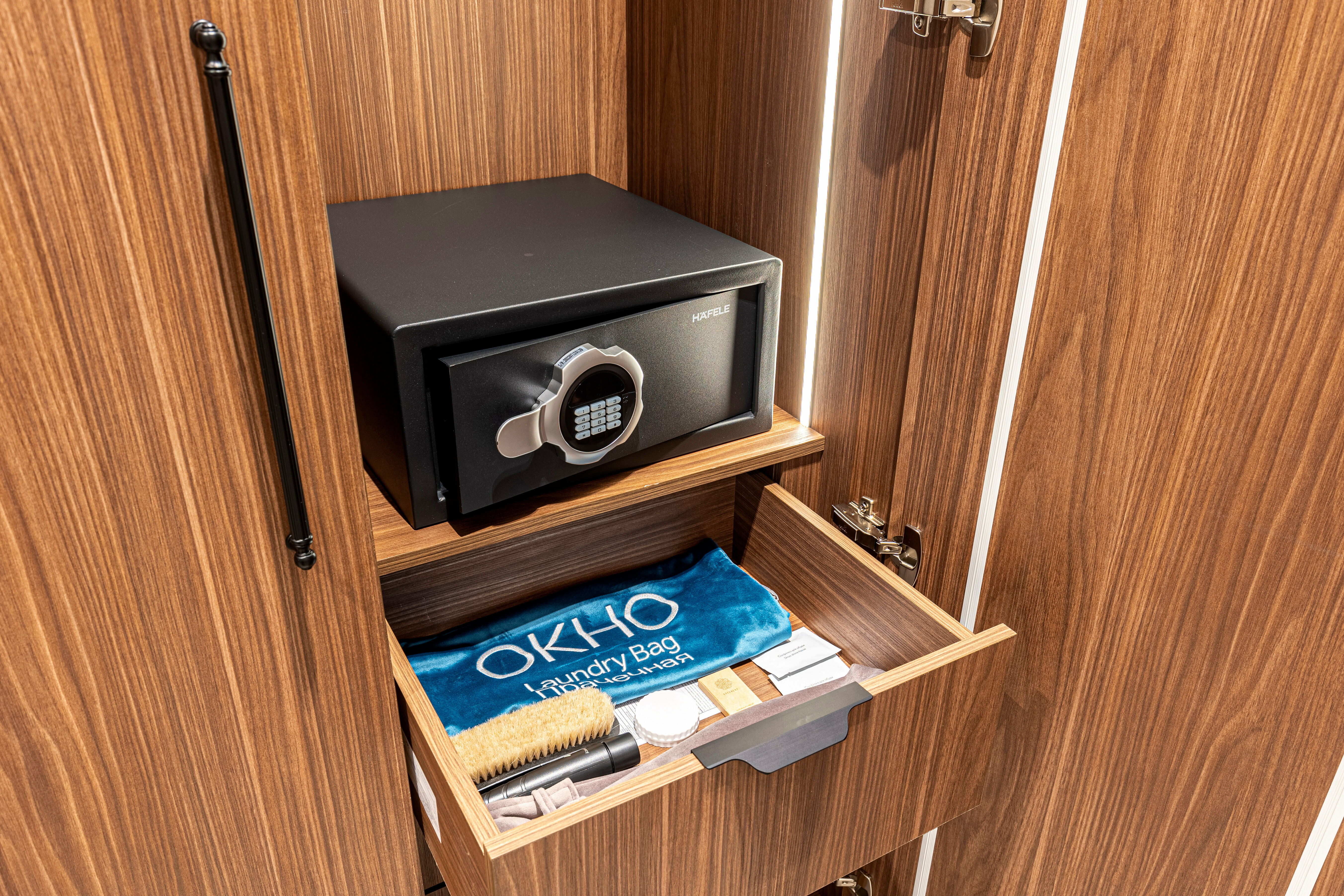 HOHLOMA Luxe