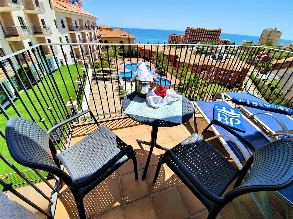 Apartment, 1 Bedroom, Pool View (1 adult)