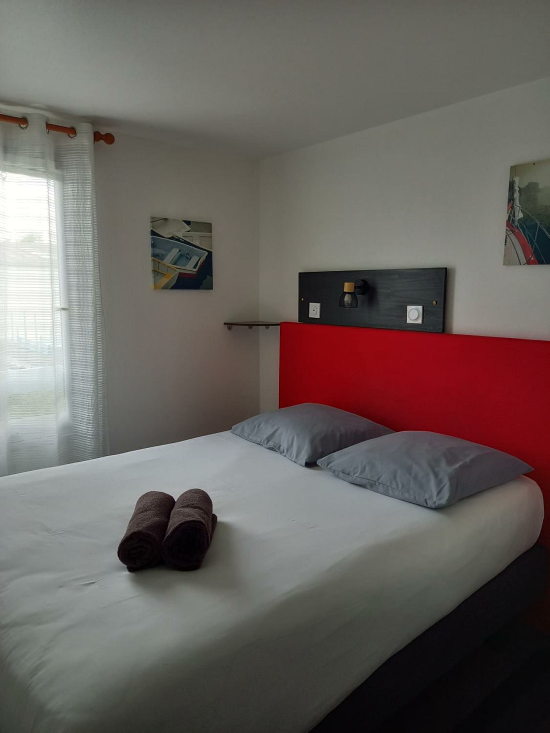 Standard Room - 1 Single Bed