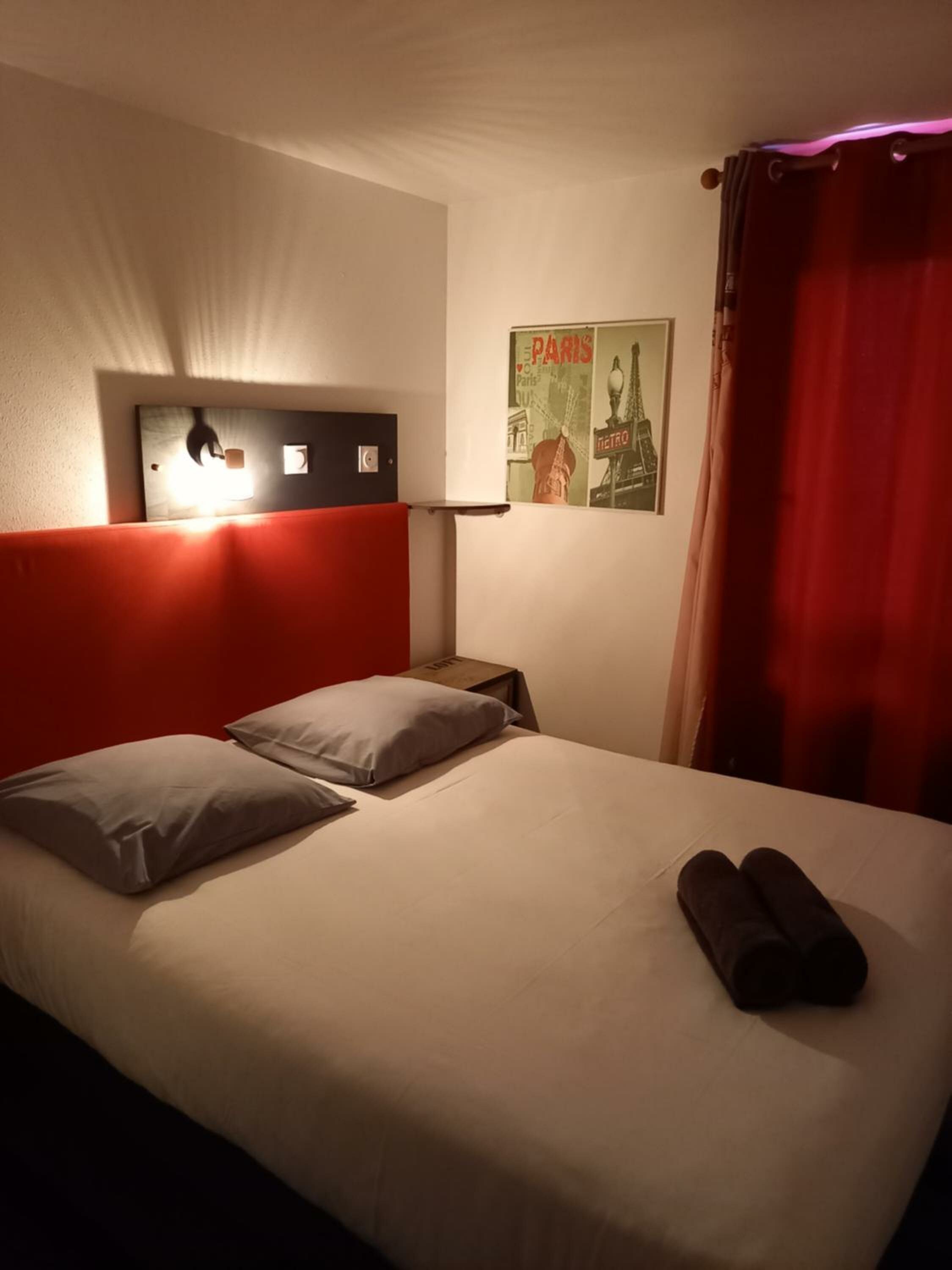 Standard Room - 1 Single Bed