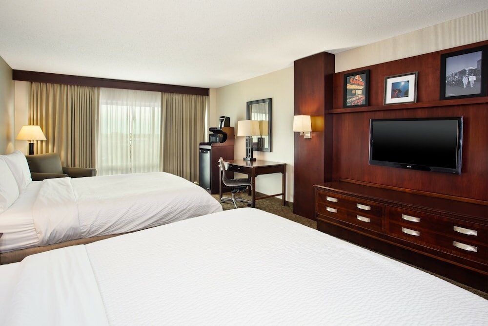 Standard Room, 2 Queen Beds, Accessible (Communications)