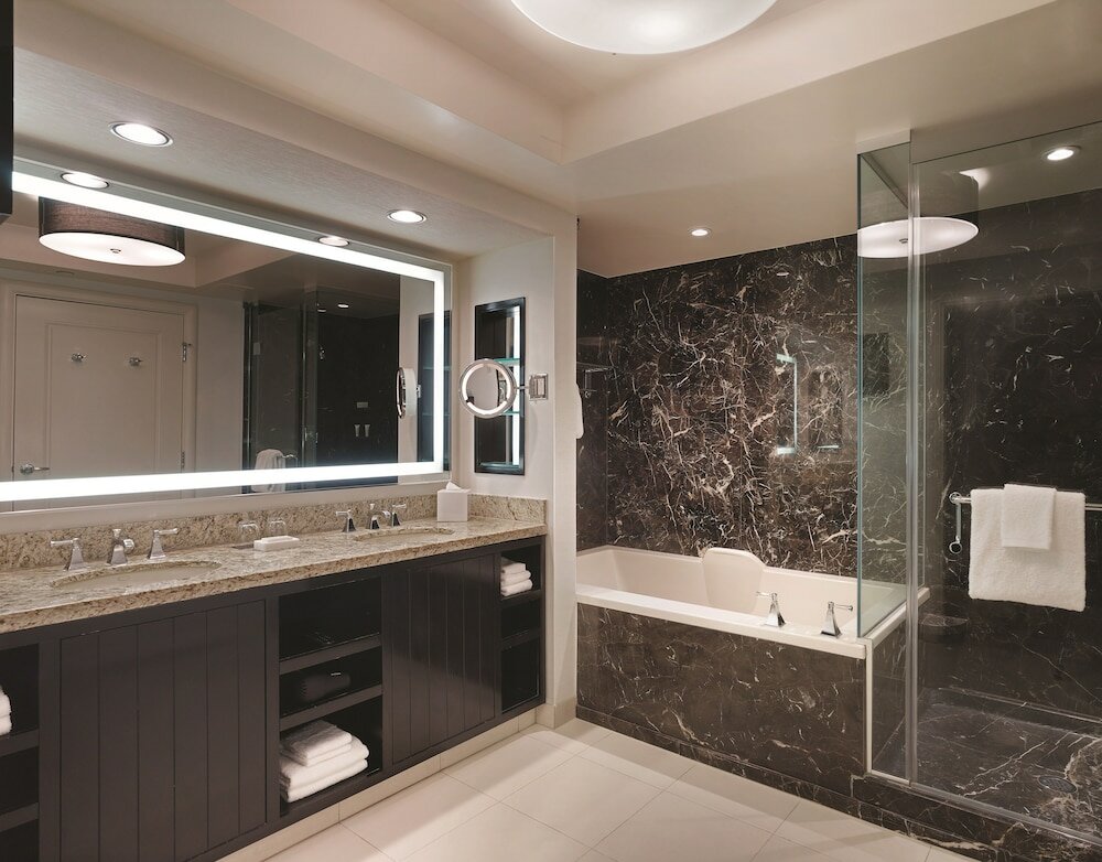 Stay Well W Premier Two Queen Suite