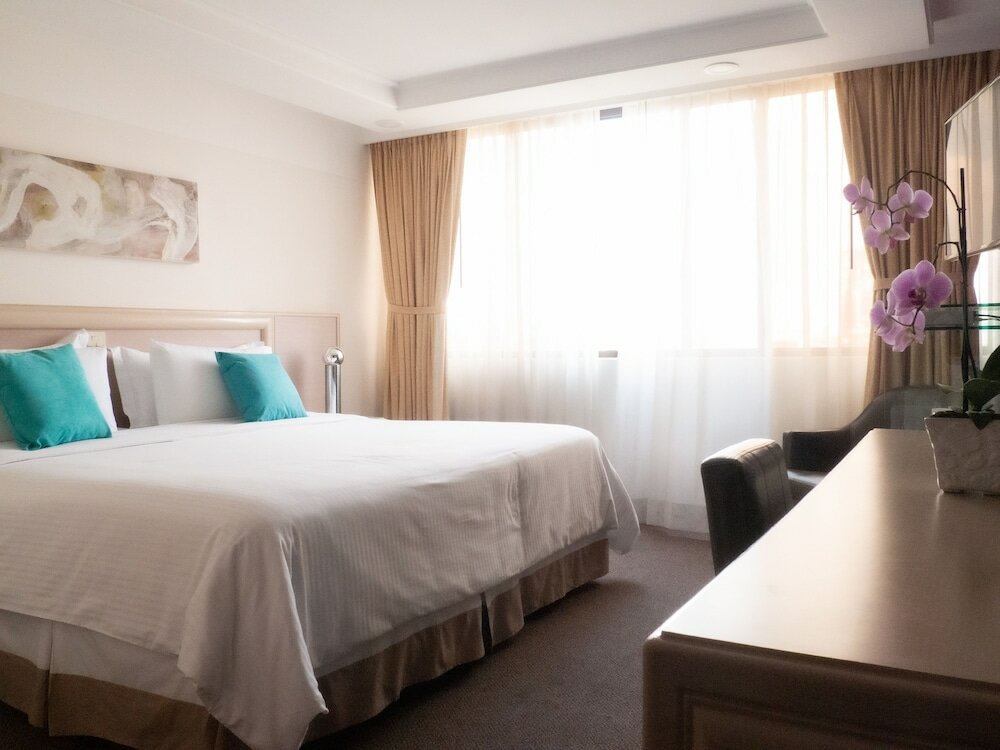 Standard Room, 1 King Bed