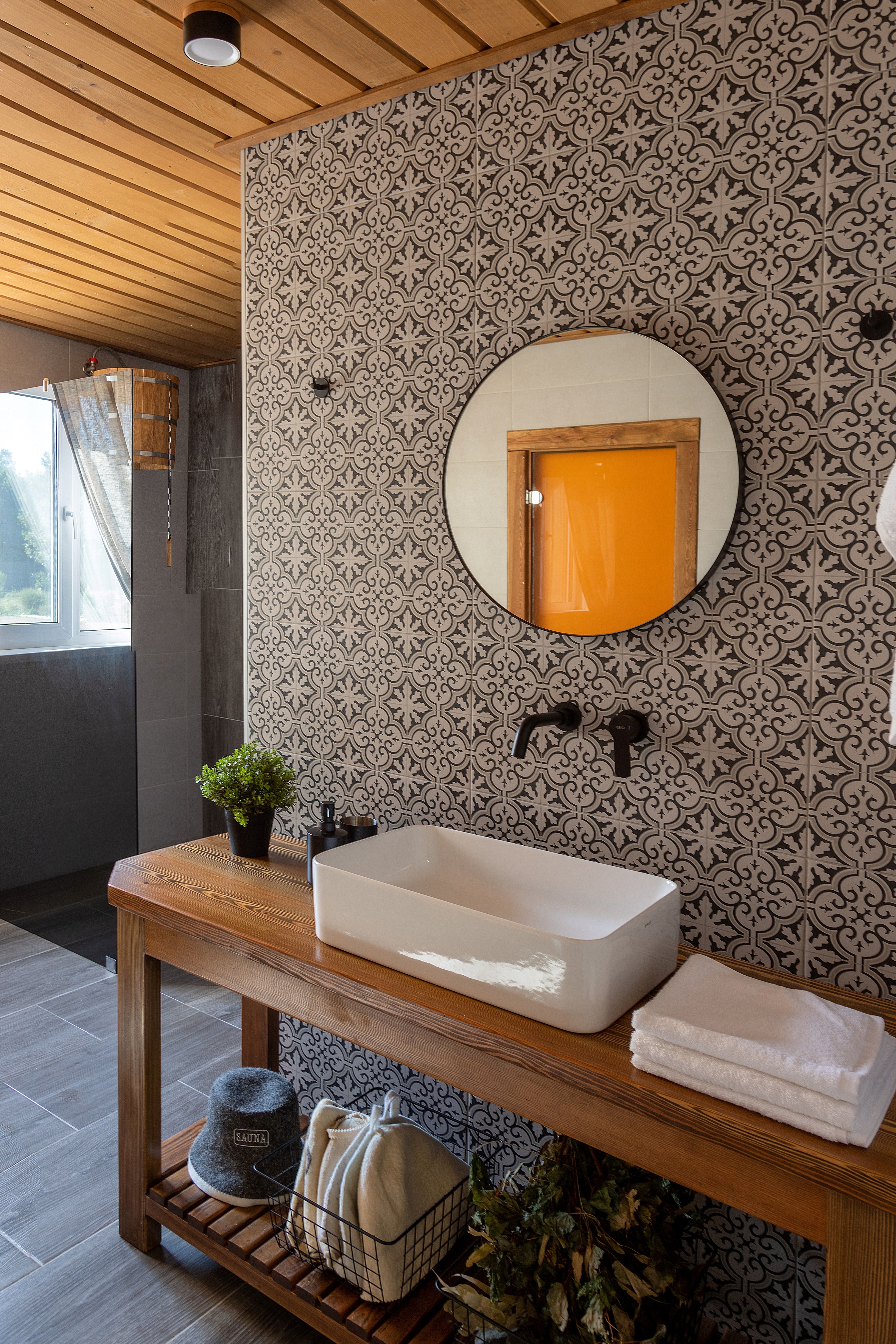 Коттедж с собственным бассейном