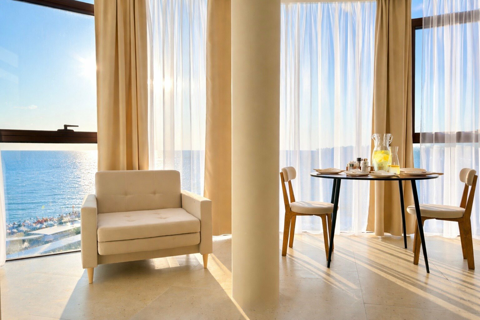 Панорамный семейный люкс