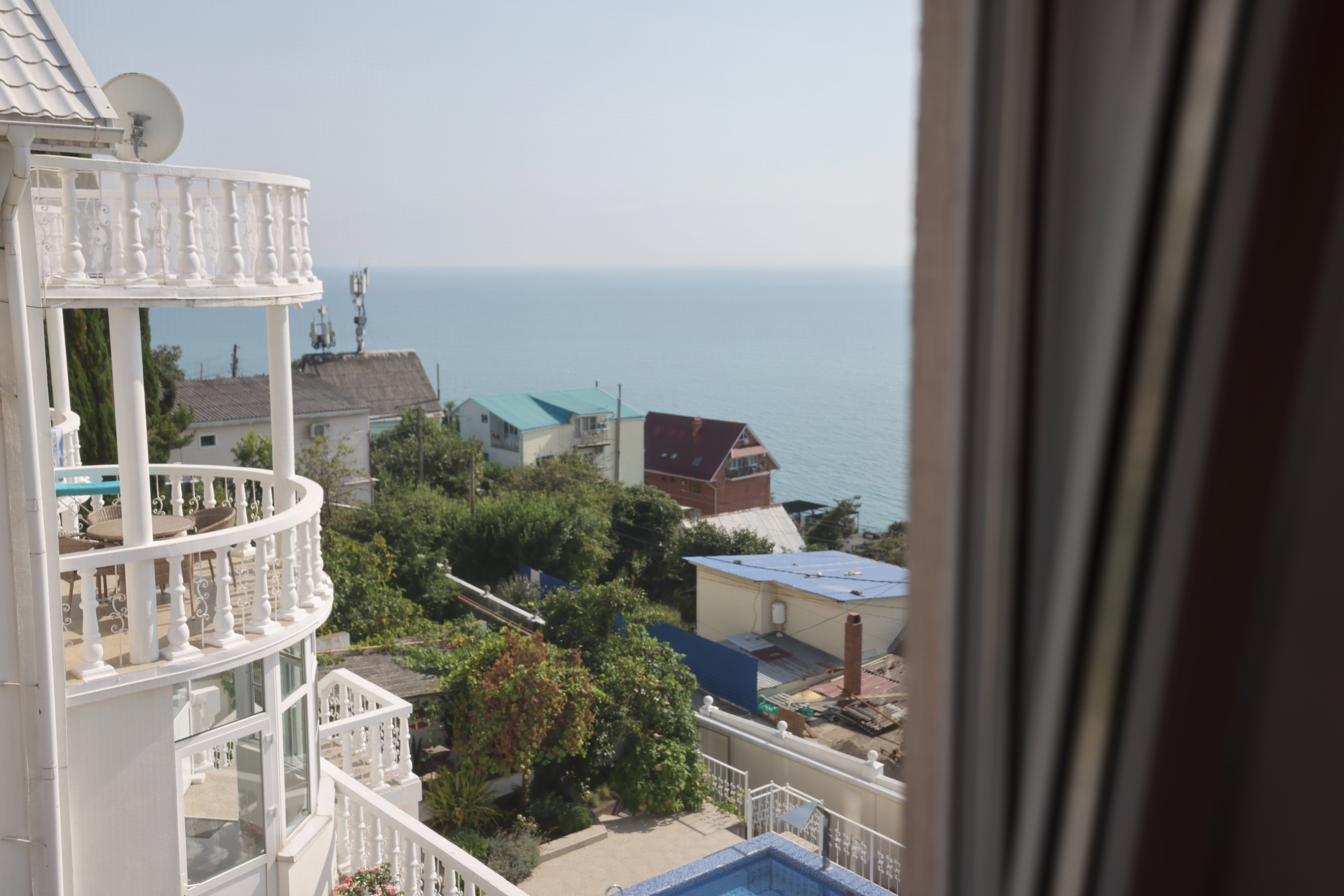 Двухместный номер с 2 отдельными кроватями и балконом