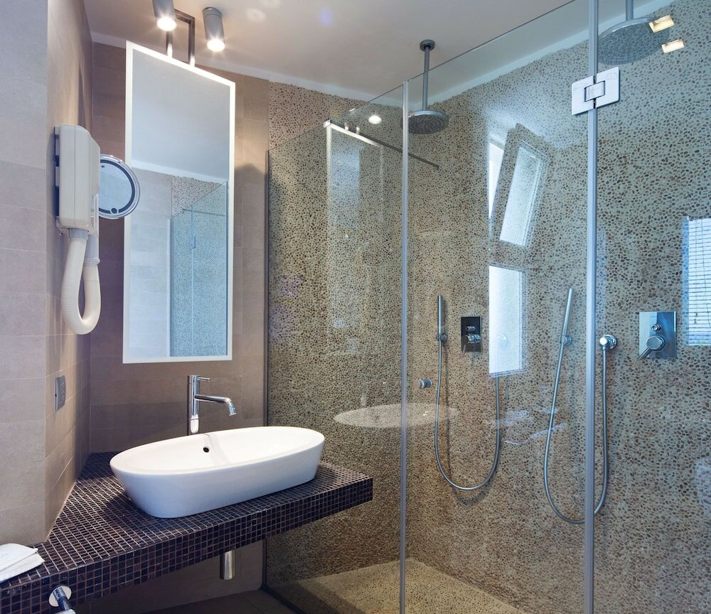 Junior Suite, 1 King Bed, Jetted Tub, Sea View