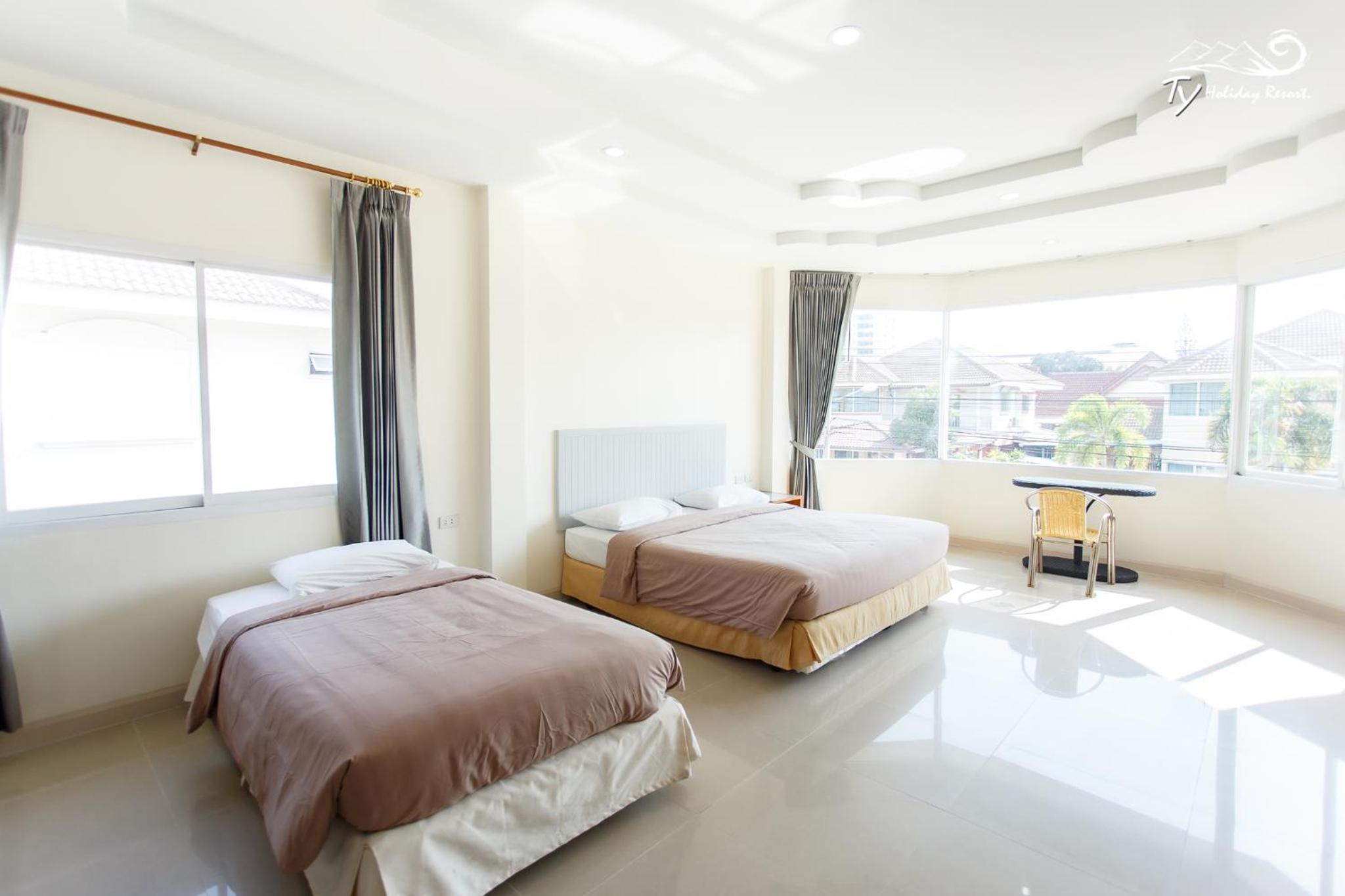 Seven-Bedroom Villa with Private Pool 236