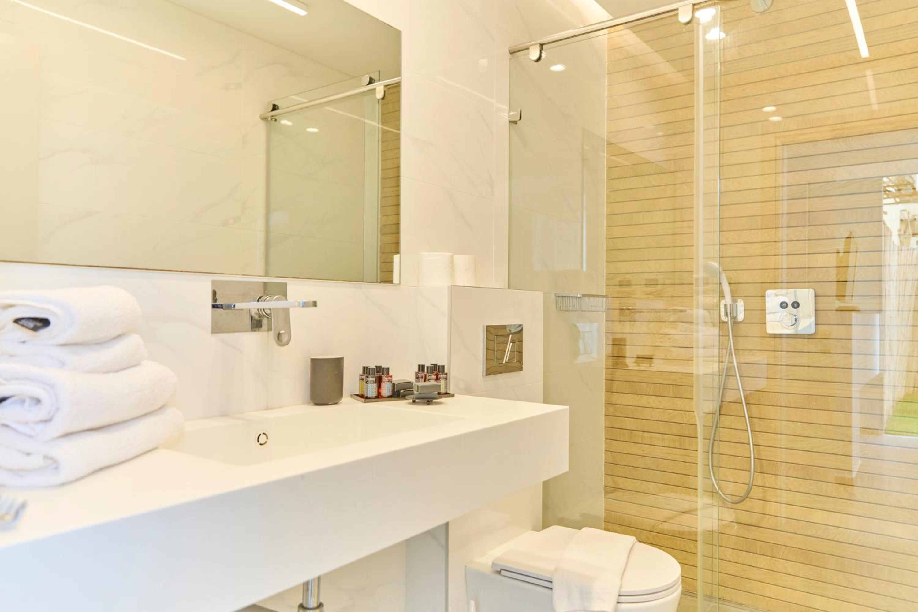 Deluxe Double Room with Balcony/ Patio