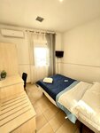Basic Double Room в Hotel Como