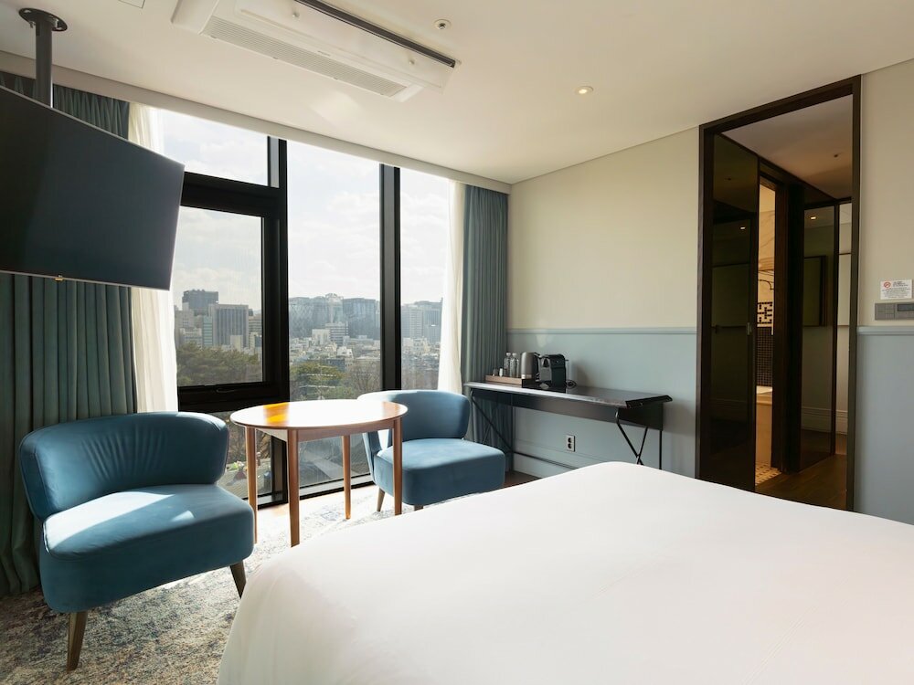 Signature Room, 1 King Bed, Park View