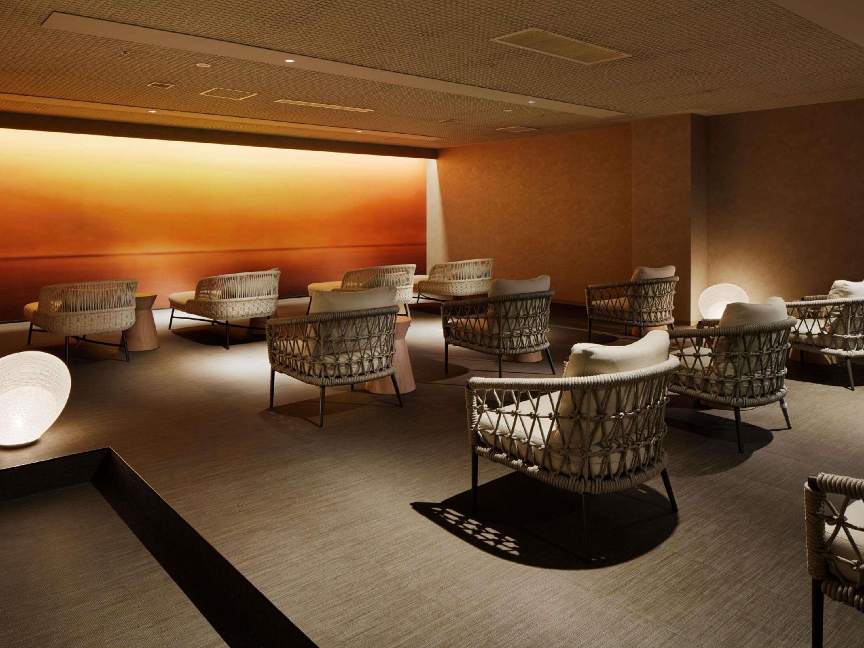 Family Japanese-Style Room with Two Single Beds and Three Futons