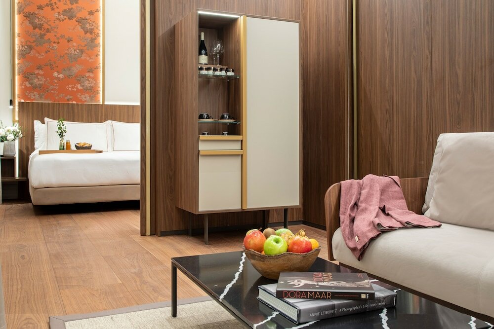 Suite, 1 Bedroom (Master, 2+1)