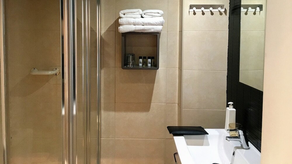 Superior Double Room, 1 Queen Bed, Private Bathroom