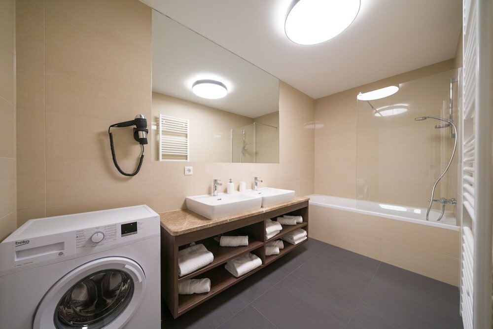 Exclusive Apartment (4 Bedrooms and 1 Living Room)