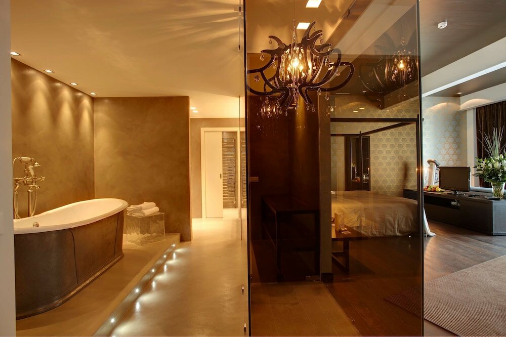 Junior Suite, 1 King Bed (Penthouse;with Sofabed)