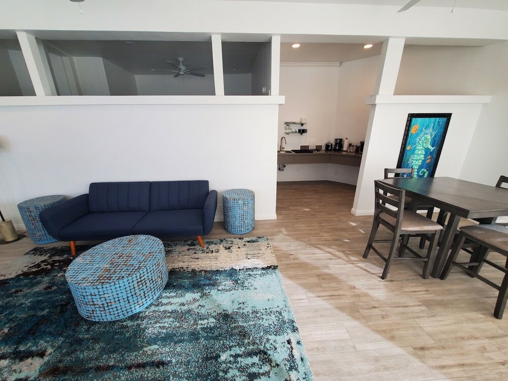 Superior Suite, 1 King Bed, Ocean View