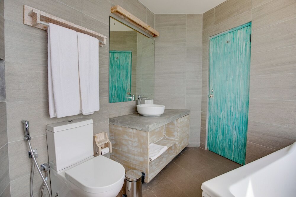 Premium Ocean Suite