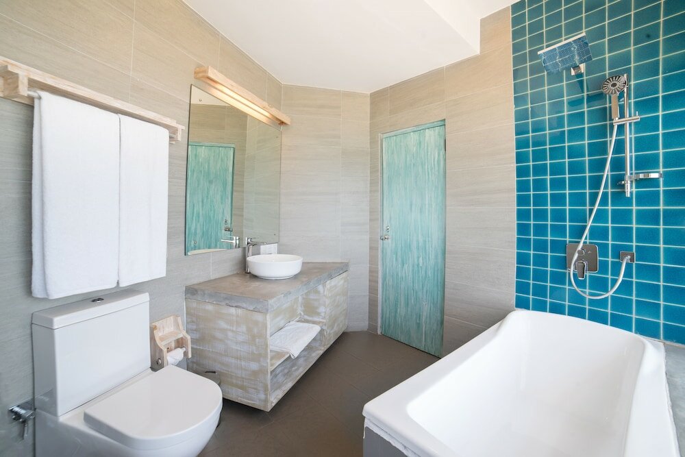 Premium Ocean Suite