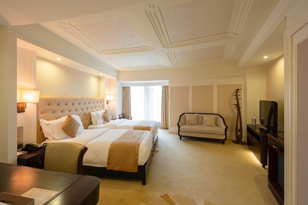 Superior King Room