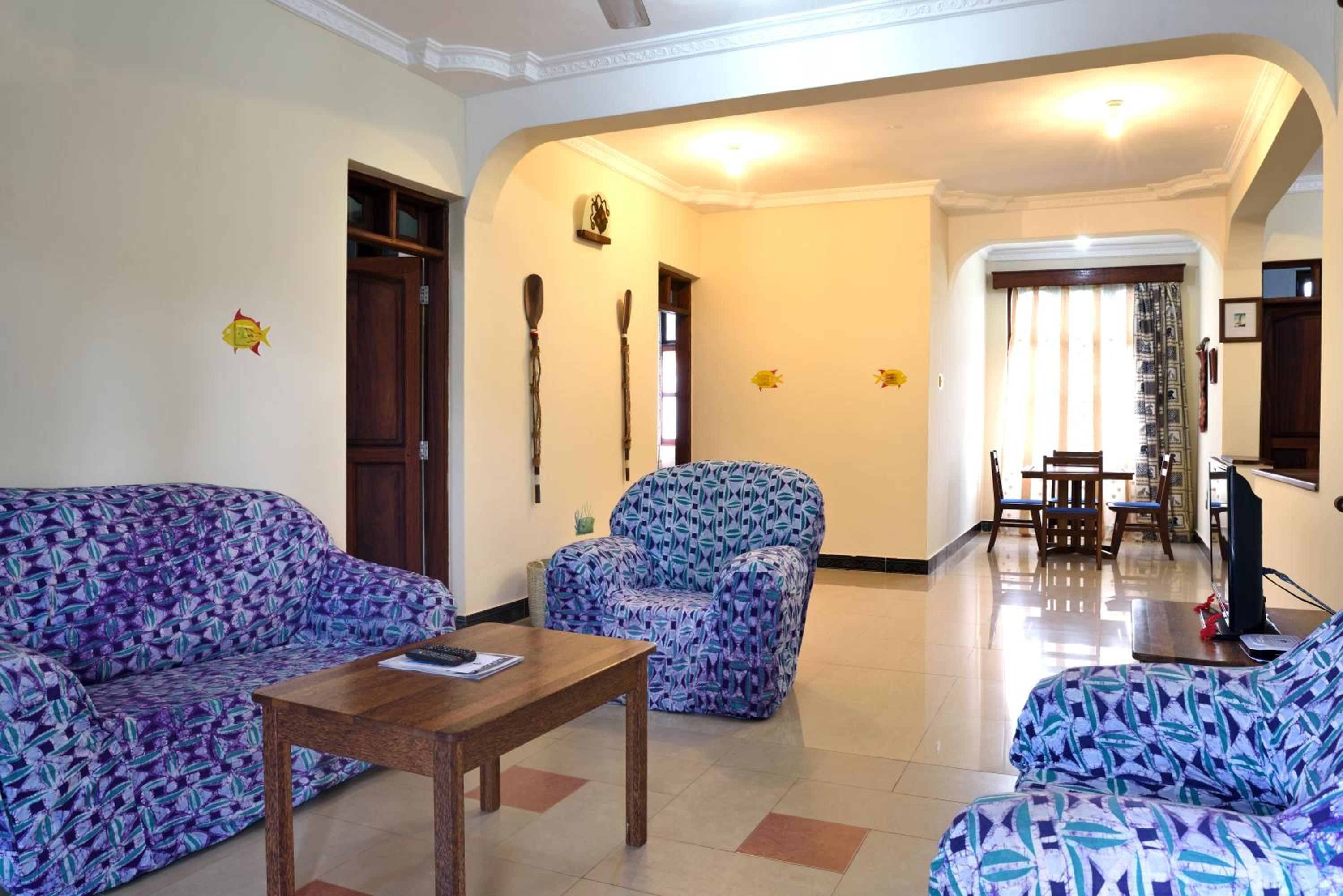 Budget Double in Sharing Apartment