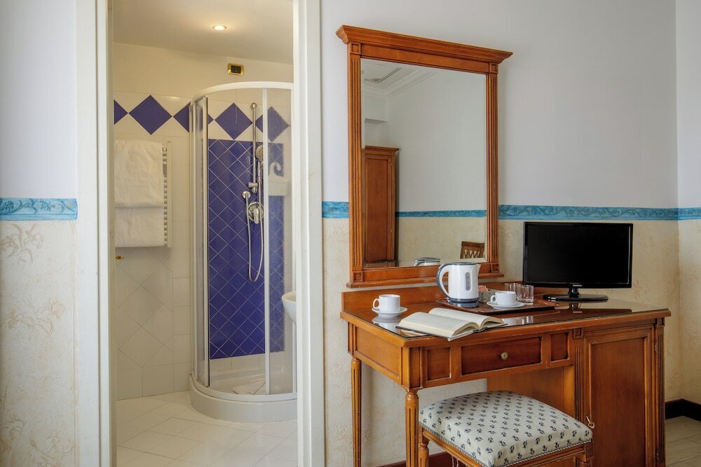 Double Room Single Use