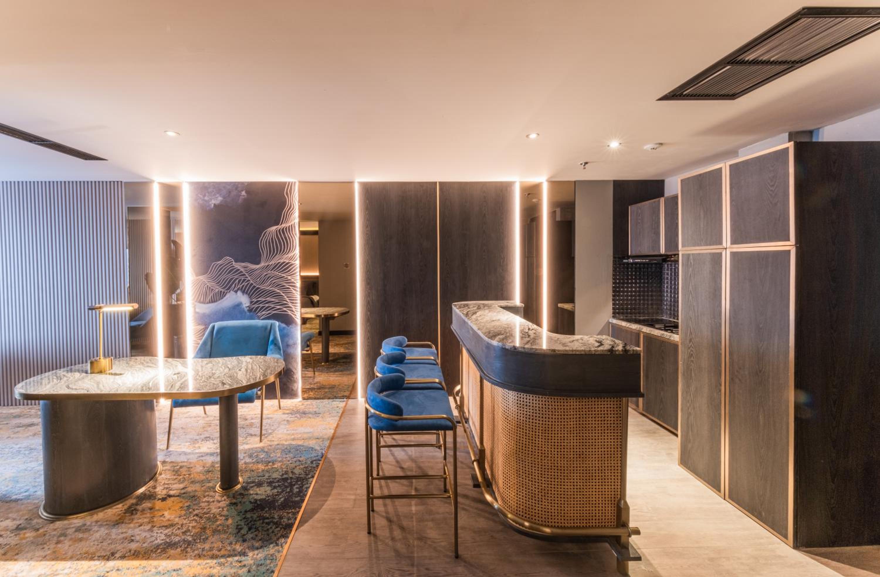 Executive Suite