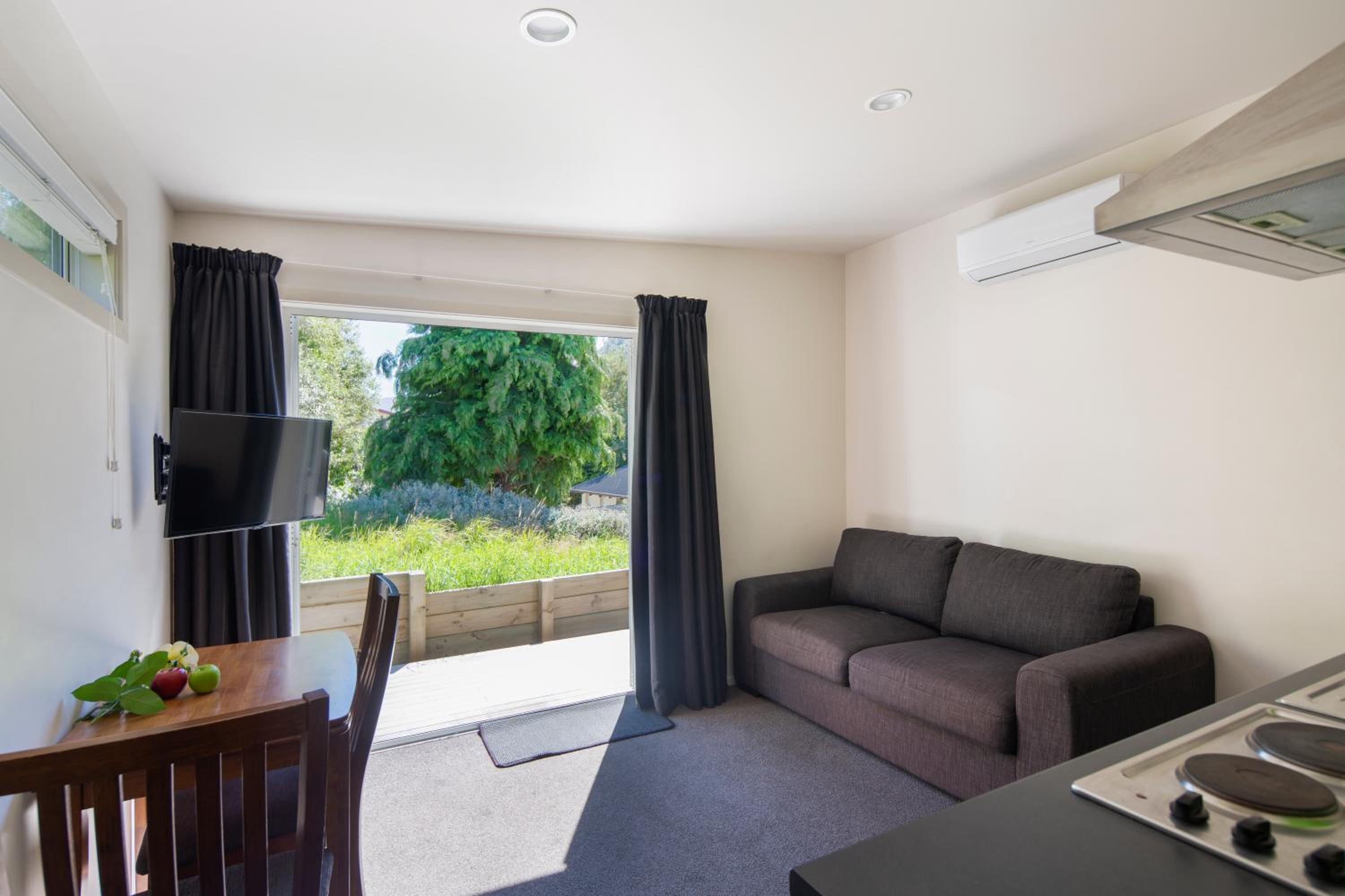 One Bedroom House - Pet Friendly