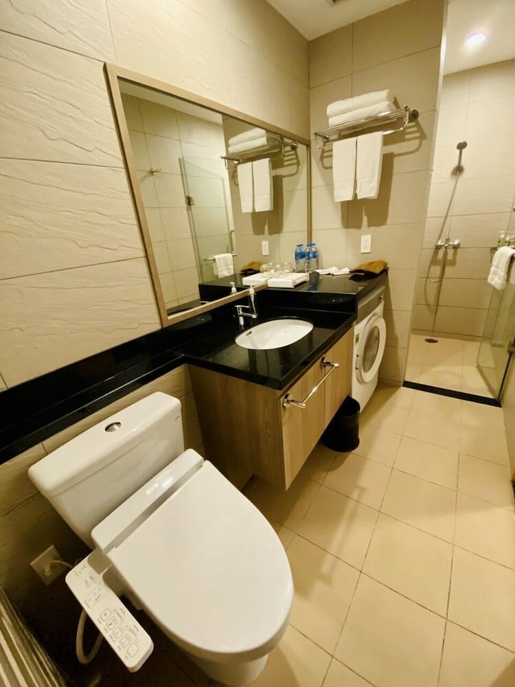 Superior Room, 1 Queen Bed (Residential)