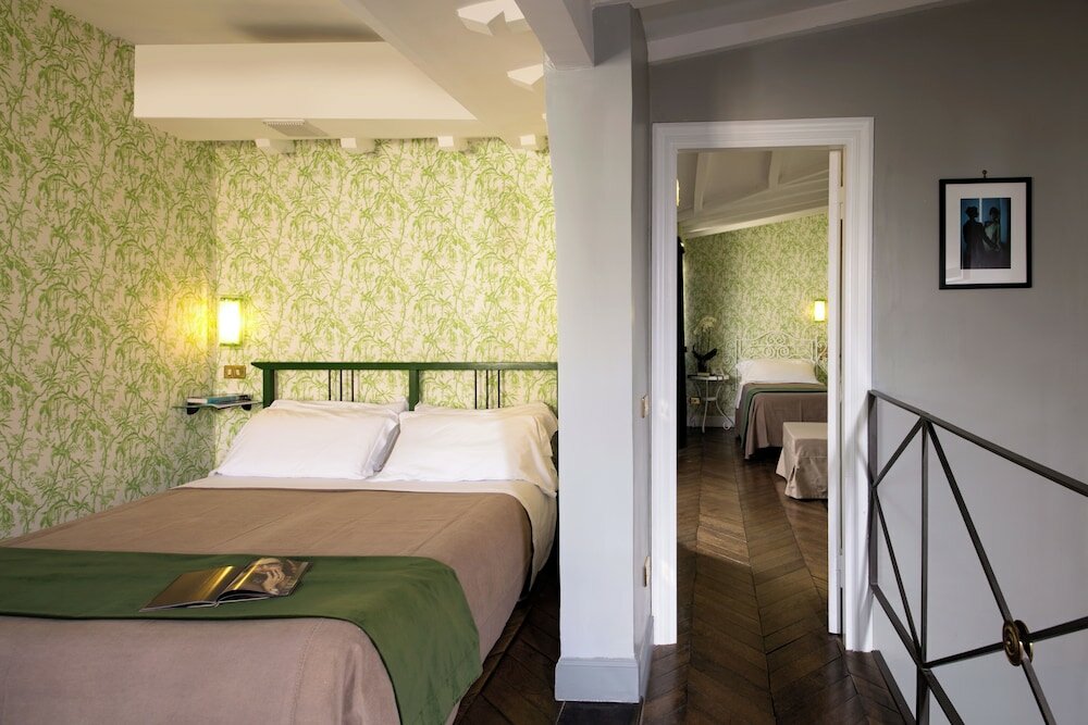 Romantic Suite, Terrace