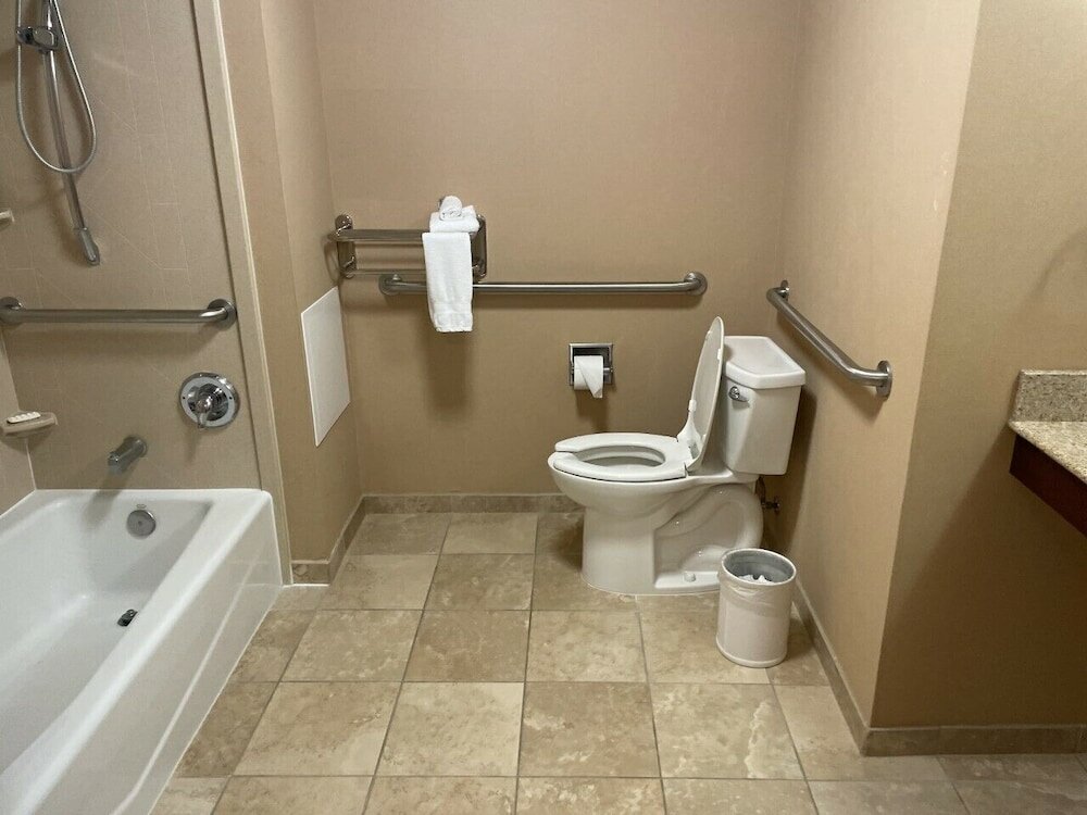 Room, 2 Queen Beds, Accessible, Non Smoking
