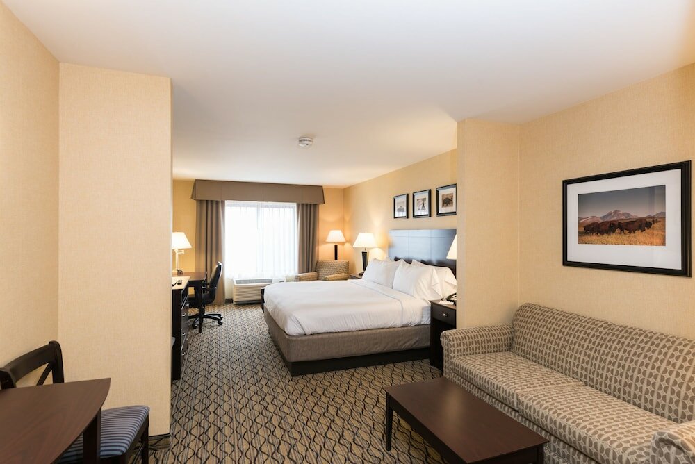 Suite, 1 King Bed, Non Smoking