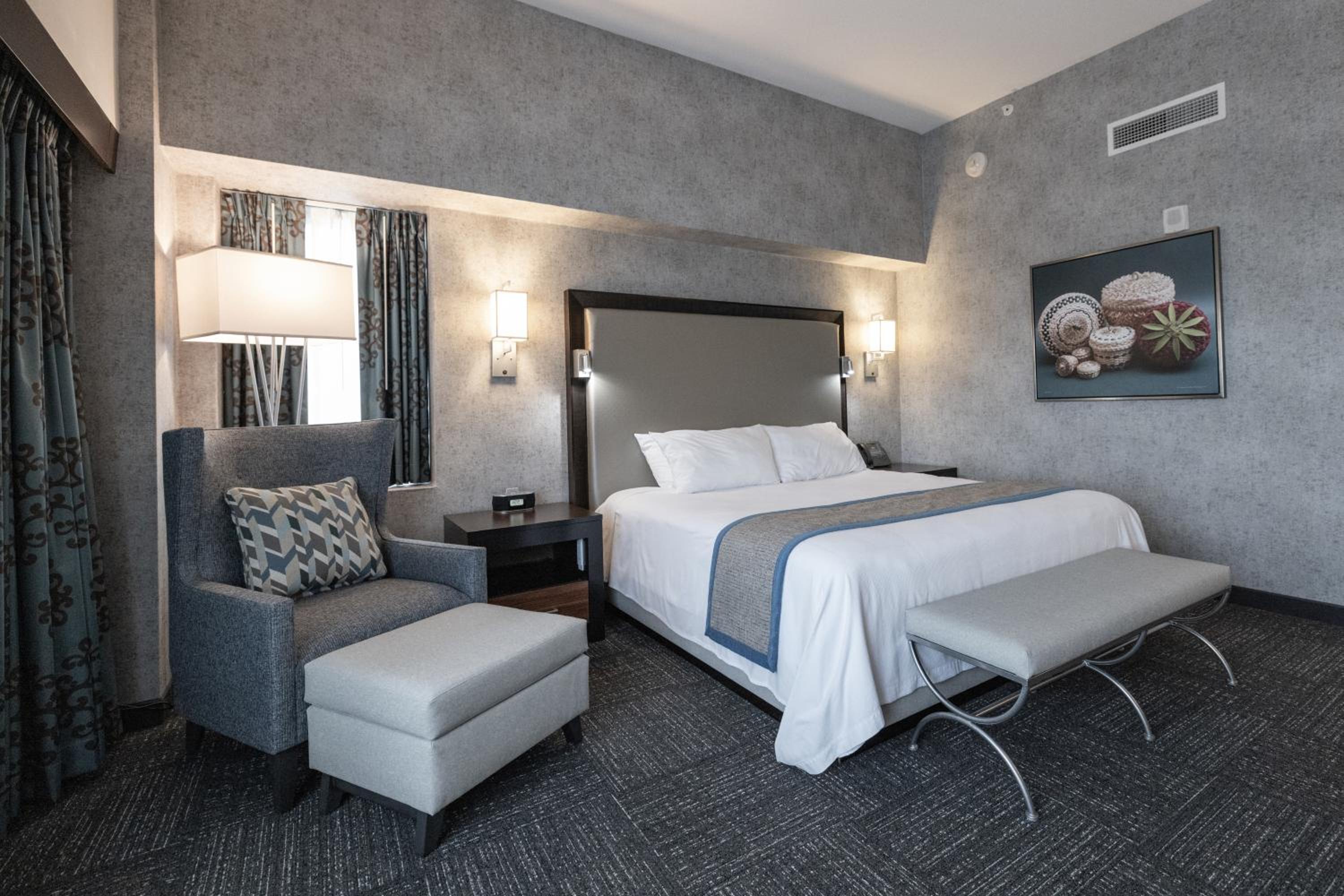 Superior King Room