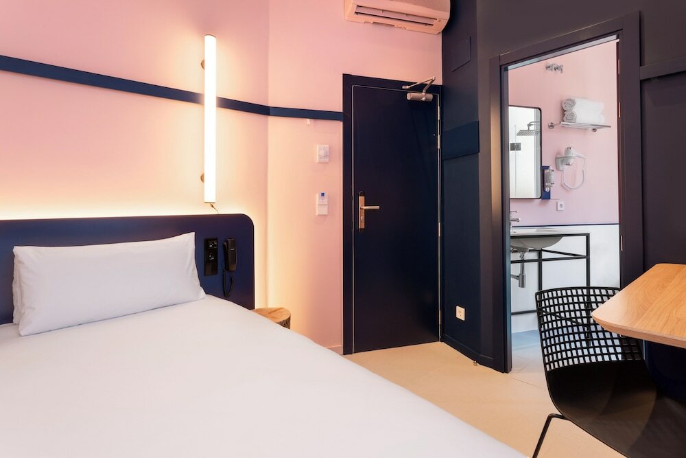 Single Room, 1 Twin Bed, Courtyard View
