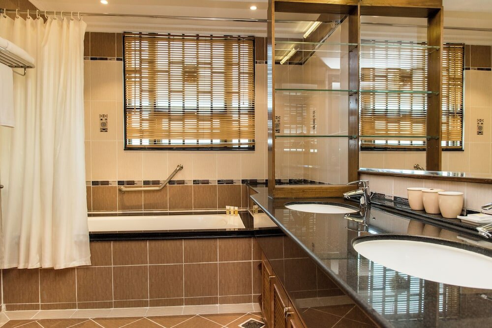 2 Bedroom Premier with Balcony