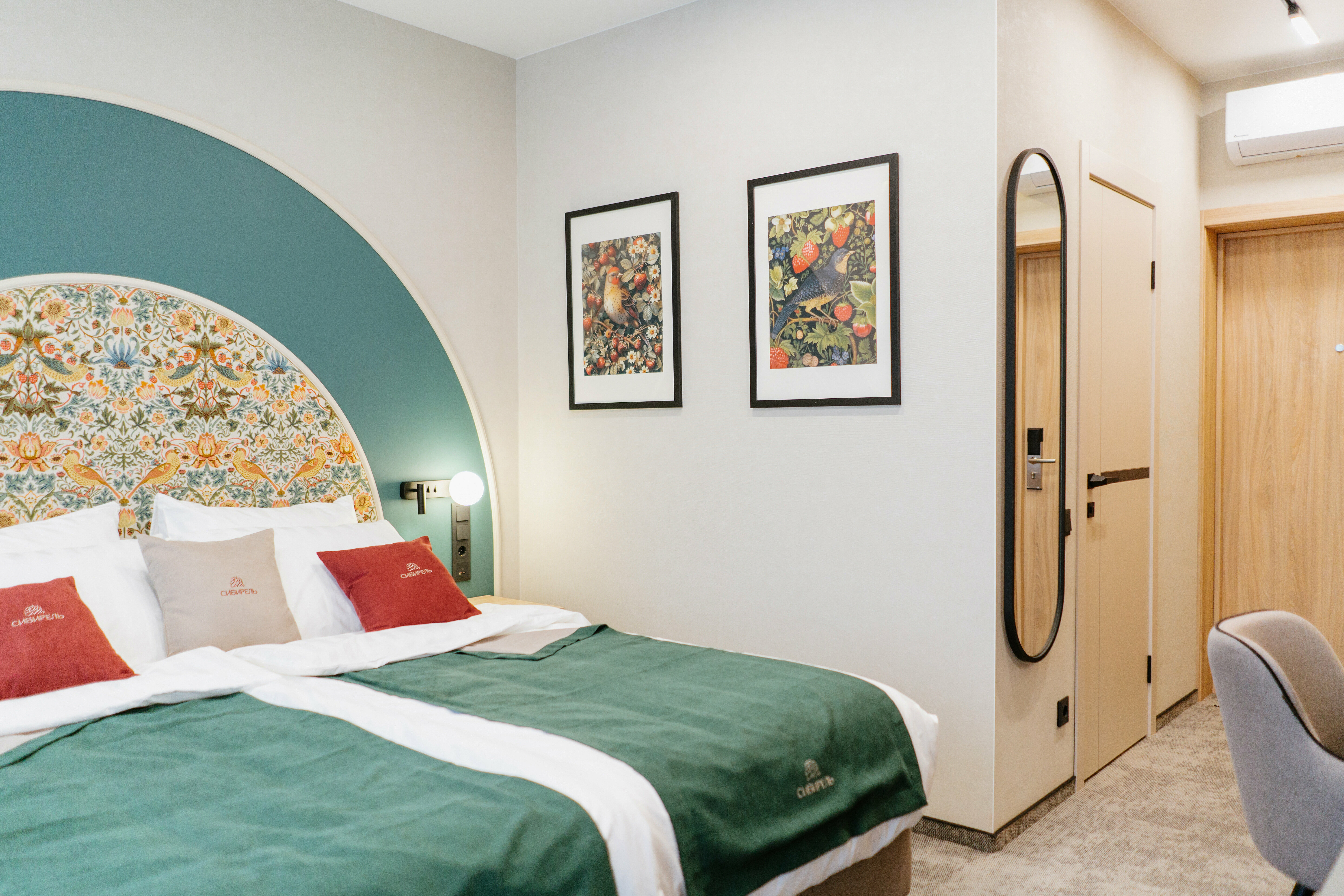 Стандартный номер с кроватью размера «king-size»