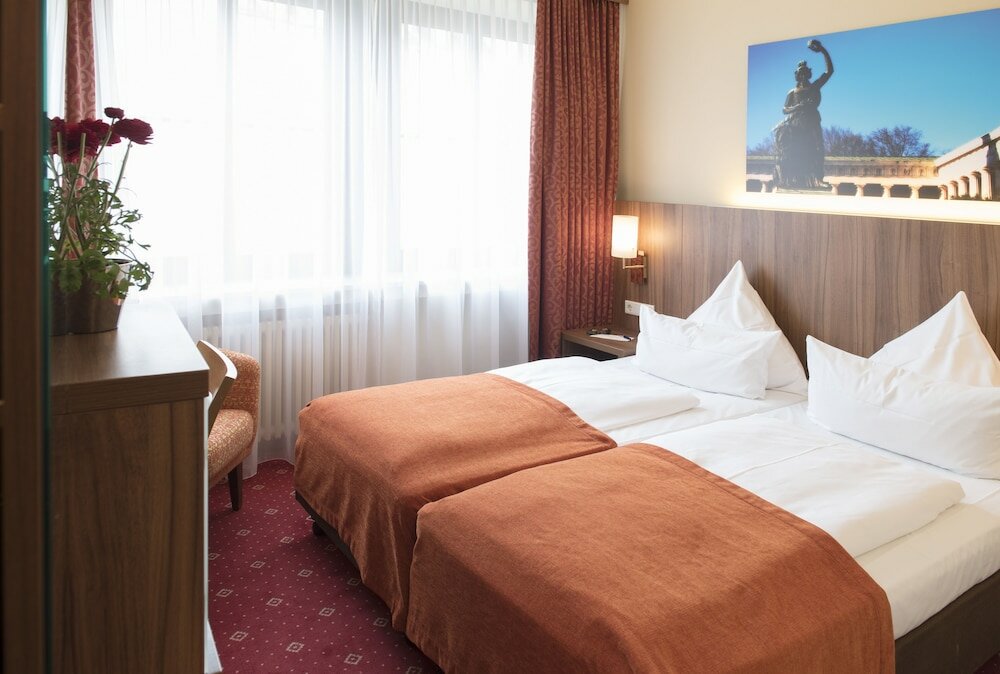 Standard Double Room, 1 Double or 2 Twin Beds
