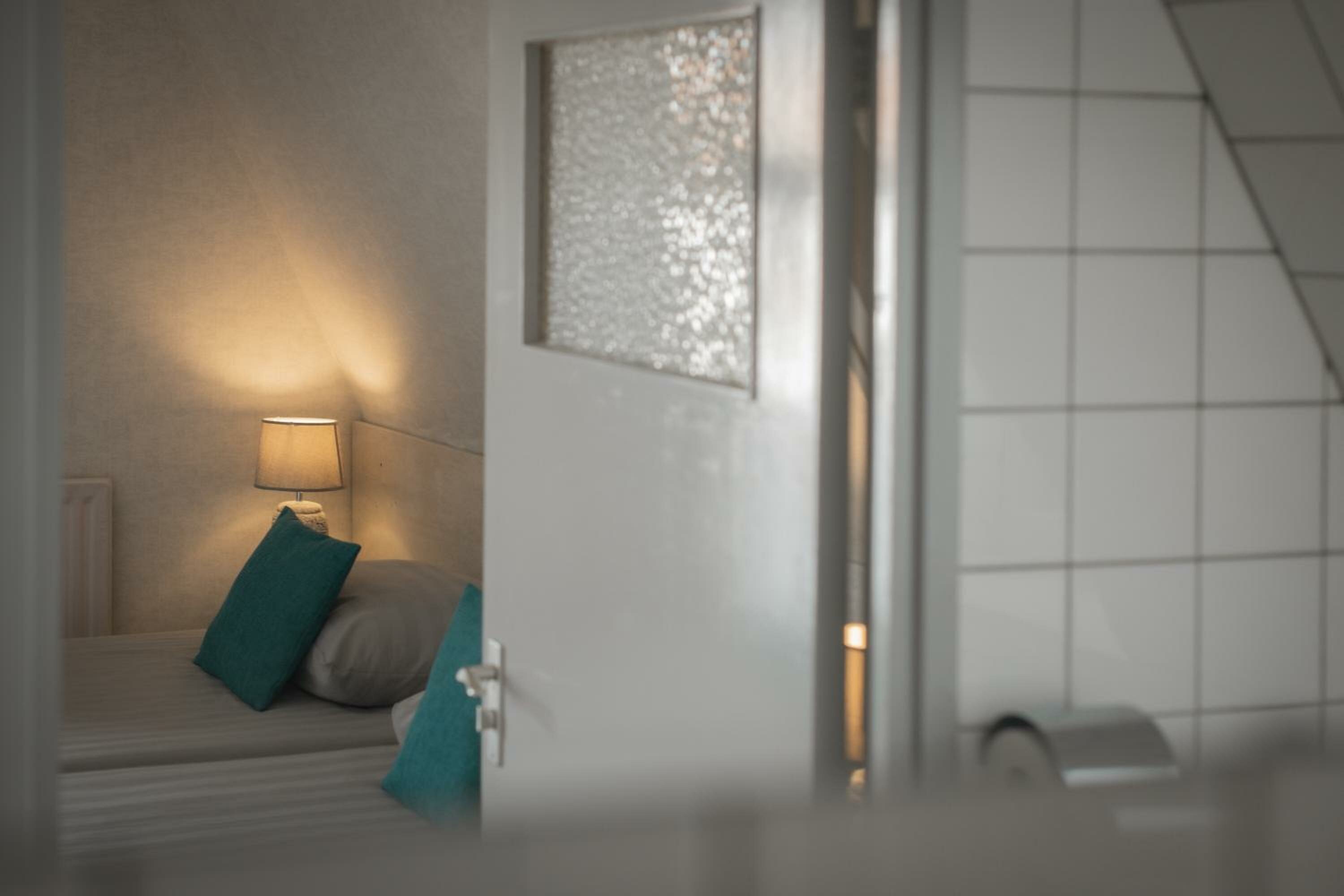 Twin Room with Shower