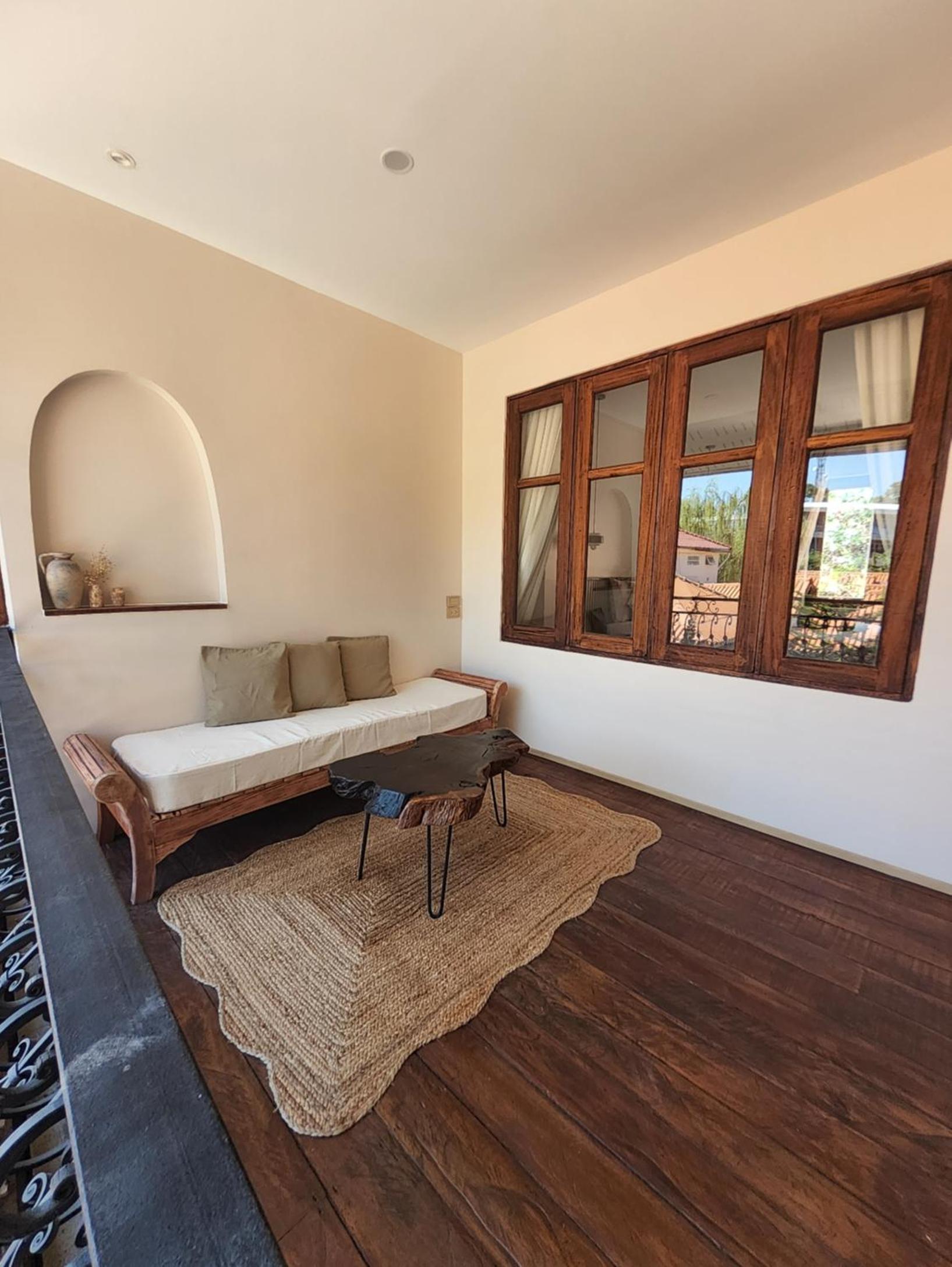 Studio with Balcony