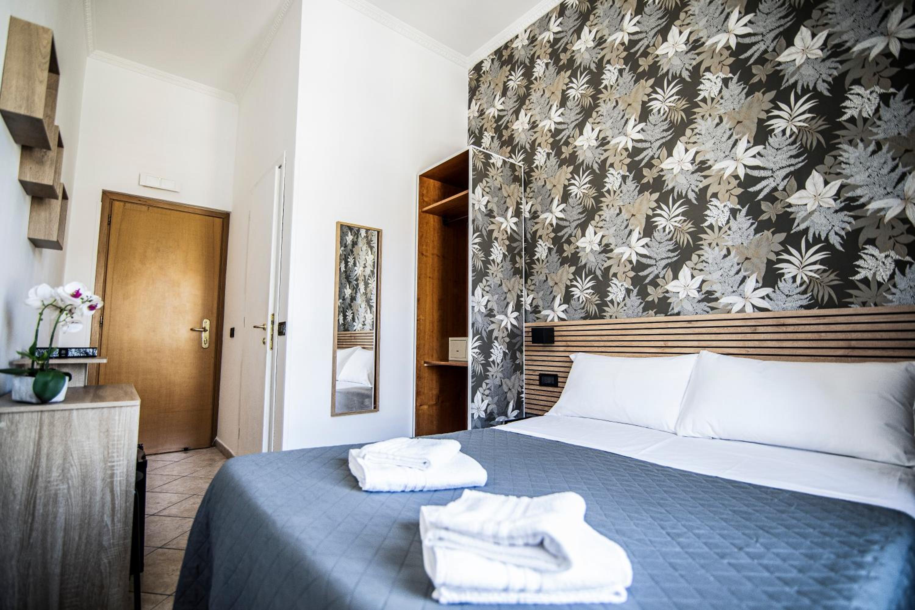 Double or Twin Room with Private Bathroom
