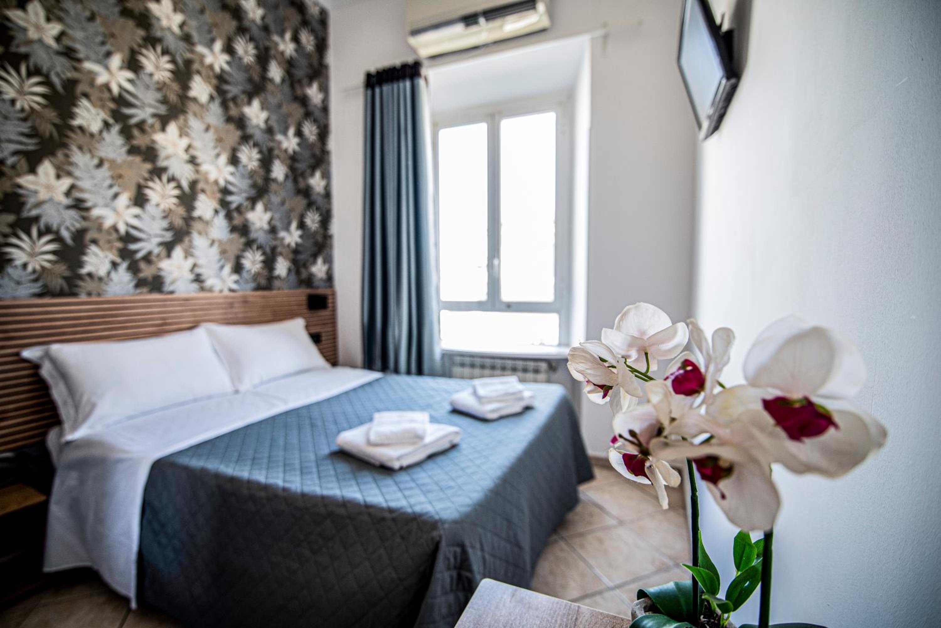 Double or Twin Room with Private Bathroom