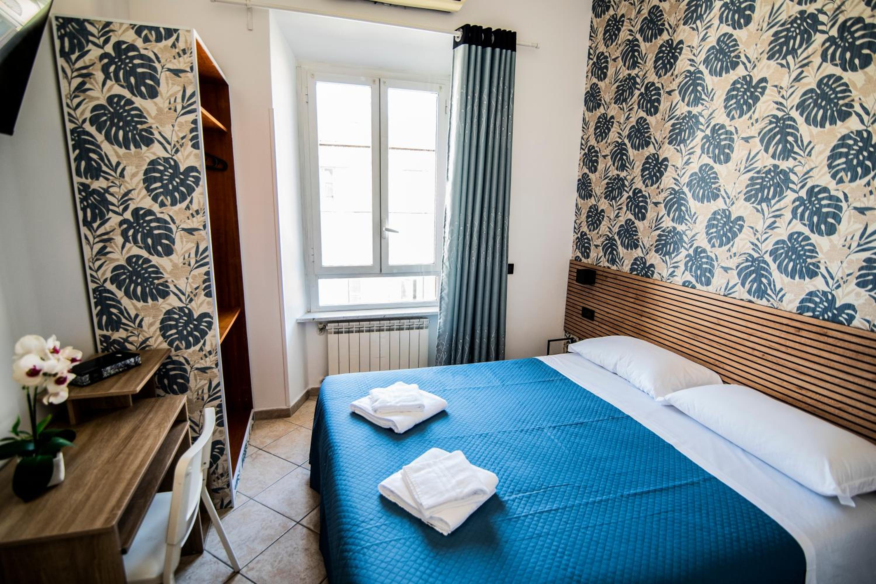 Double or Twin Room with Private Bathroom