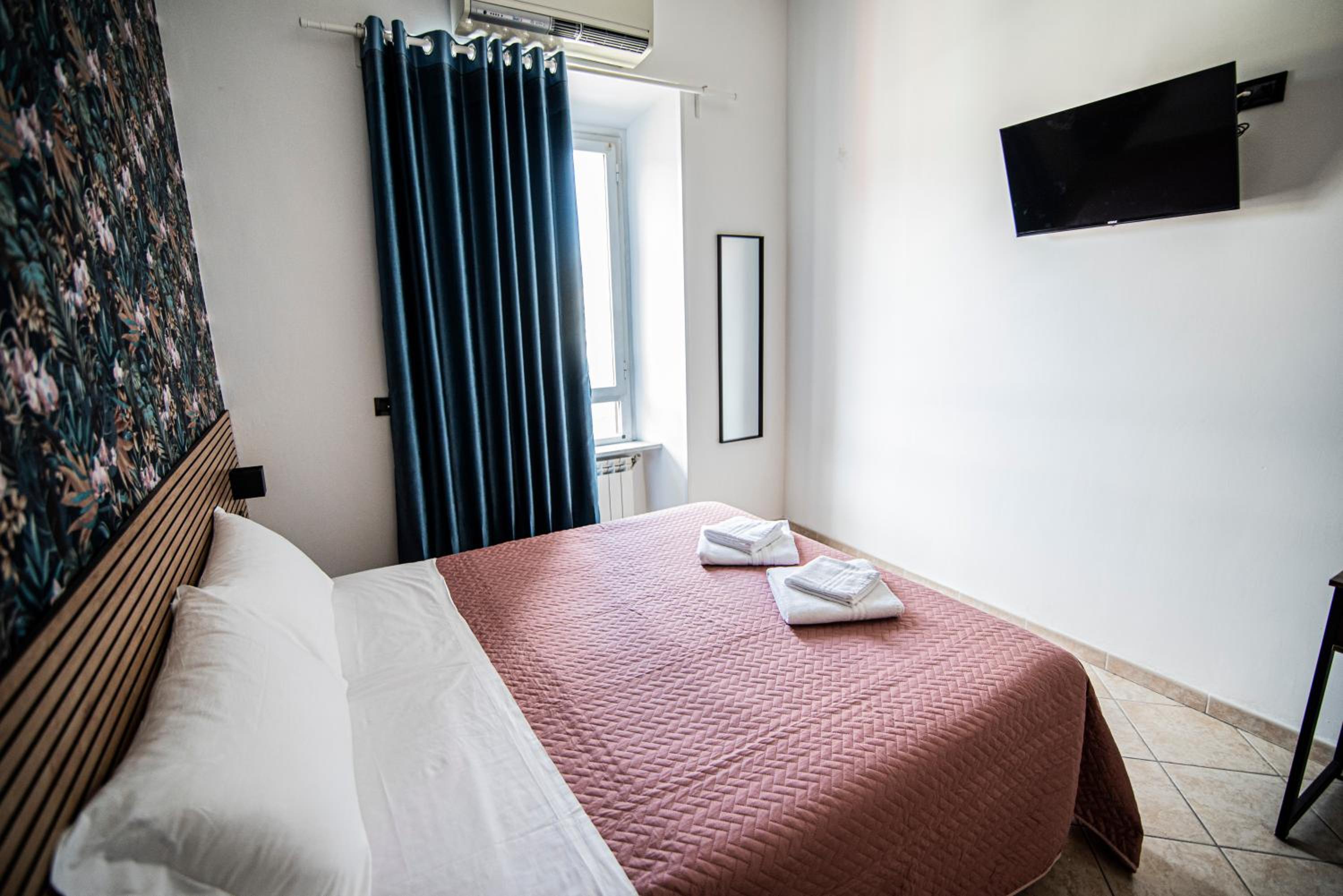 Double or Twin Room with Private Bathroom