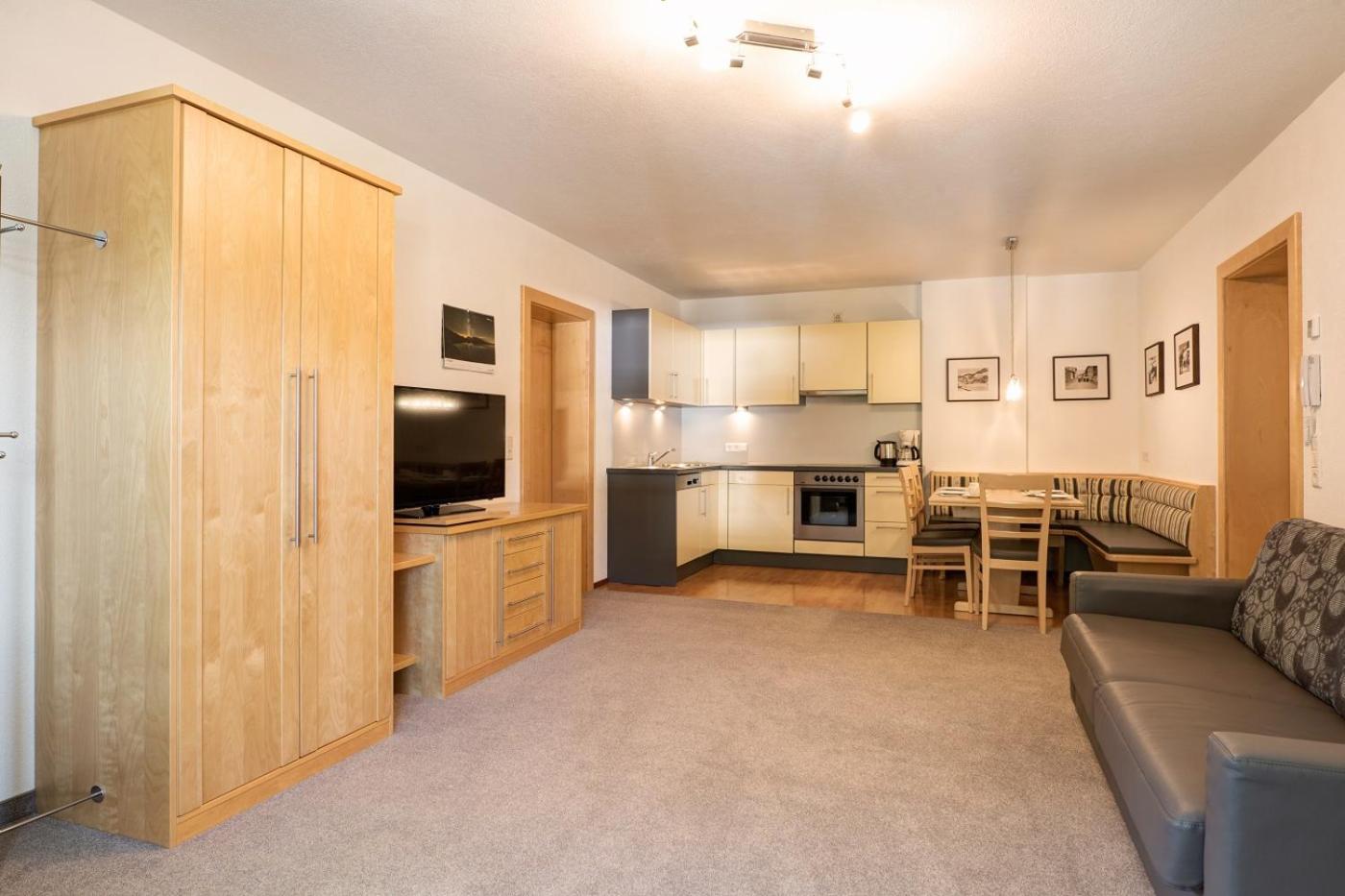Superior Apartment (4 Adults)
